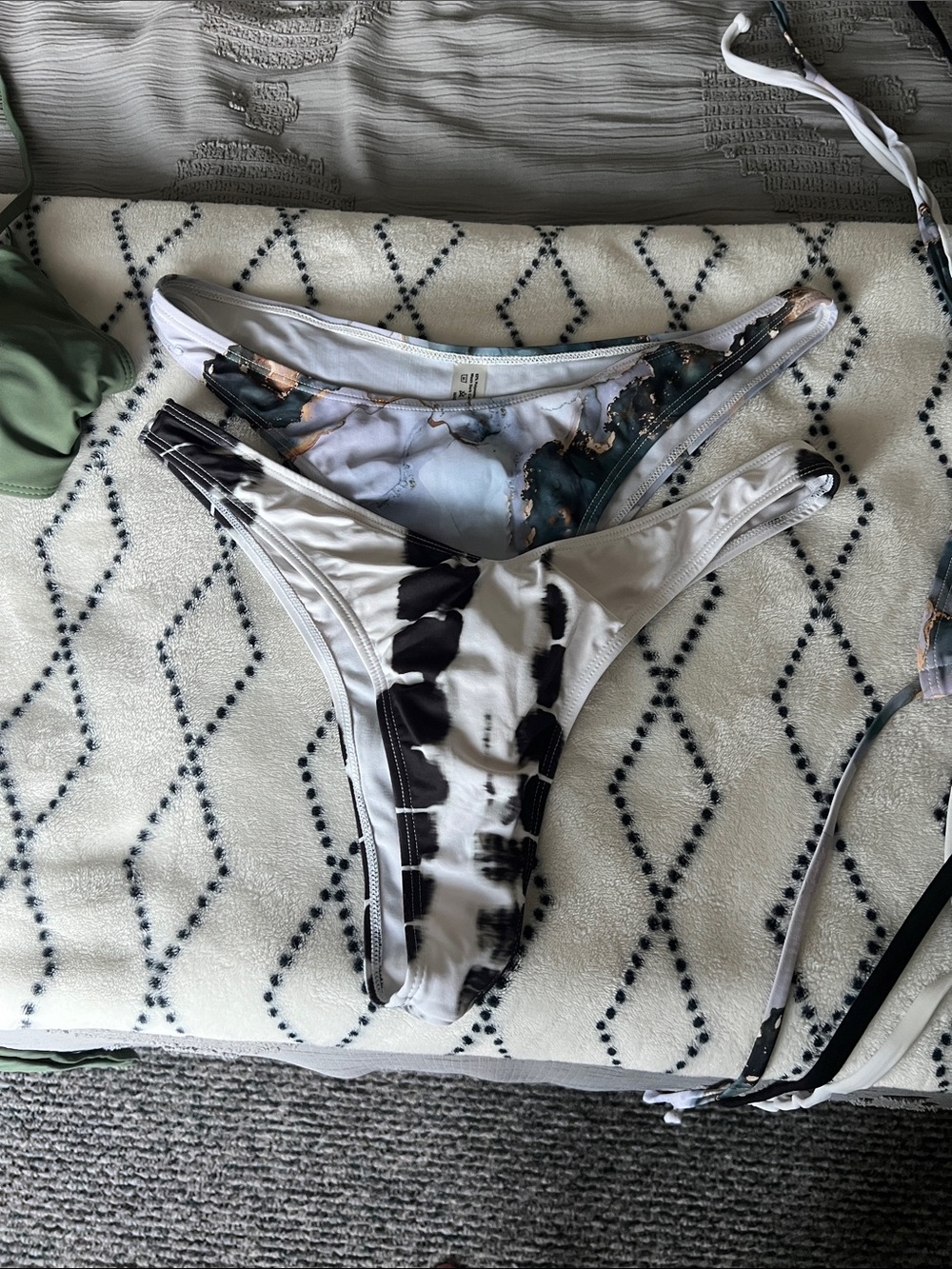 Bikini Bundle!πβοΈ - Picture 4 of 4